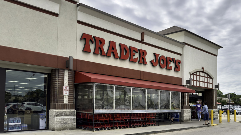 Outside of Trader Joe's storefront