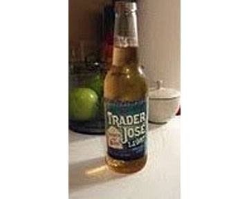 Trader José Light Premium Lager