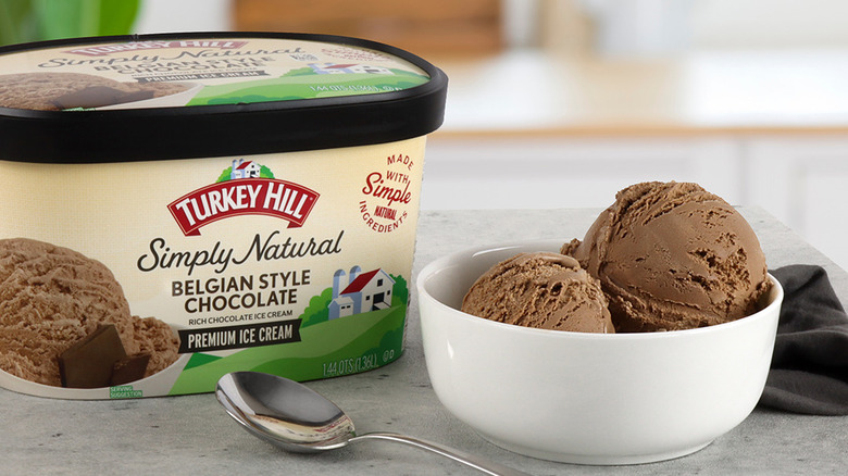 Turkey Hill simply natural ice cream carton and bowl