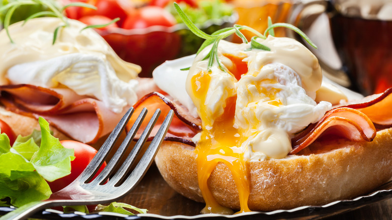 Eggs Benedict