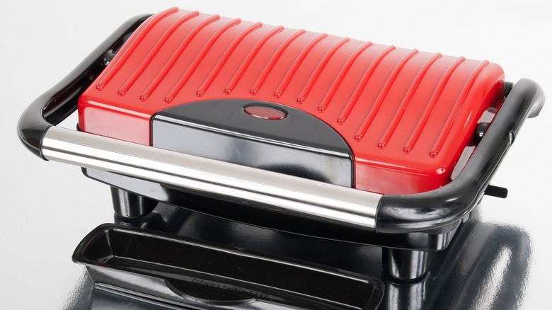 red panini press