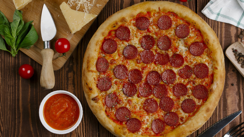 Overhead of cooked pepperoni pizza