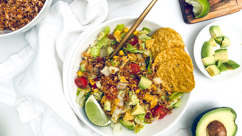 vegan taco salad with avocado