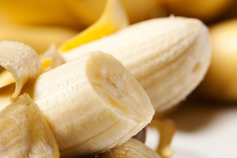 Bananas are berries