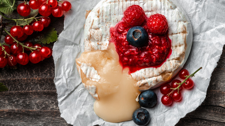 baked brie oozing
