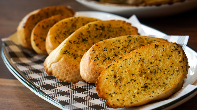 garlic bread on plate