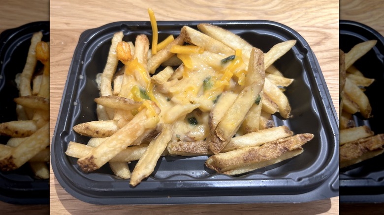 fries with cheese