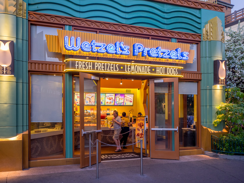 wetzel's pretzels