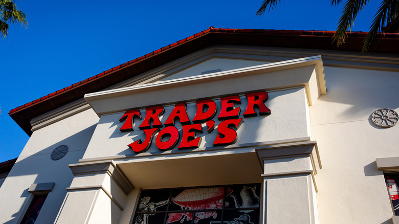 Trader Joe's exterior store signage