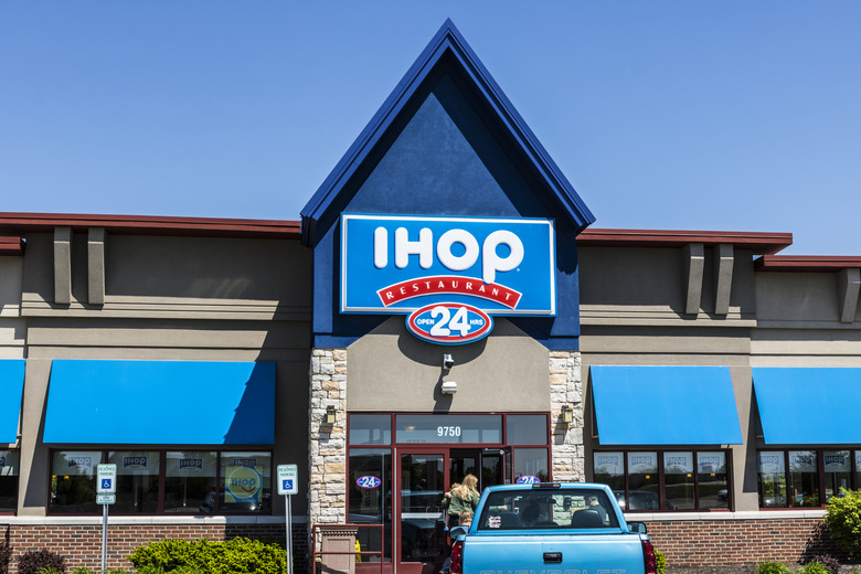 1958: IHOP pancakes 