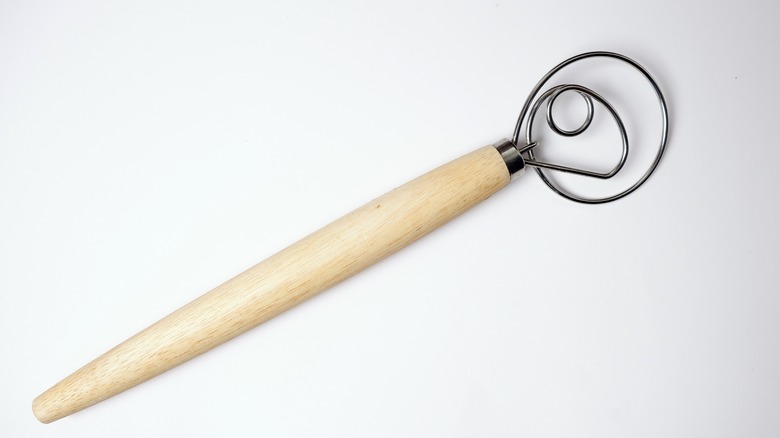 Flat profile dough whisk