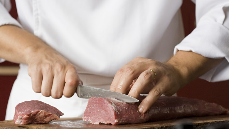 slicing tenderloin against the grain