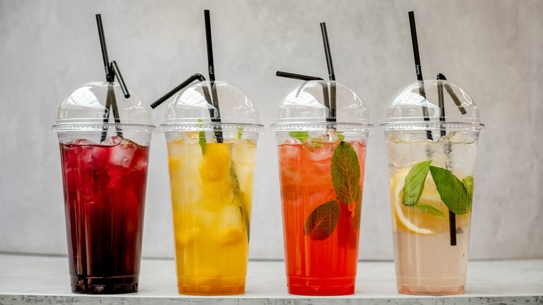 four lemonade in togo cups