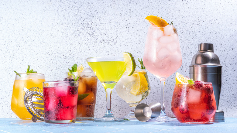 glasses of mocktails and shaker