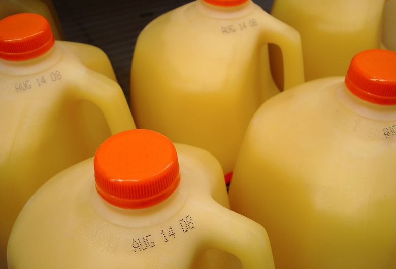 1983: 1 gallon of orange juice