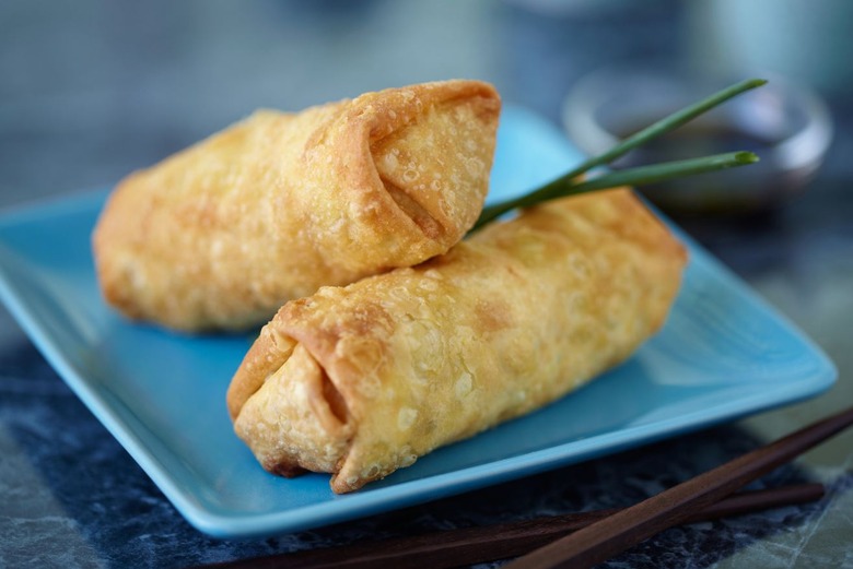 1987: An egg roll