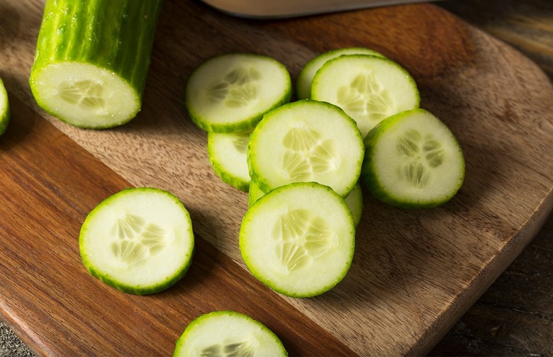 1976: 5 cucumbers