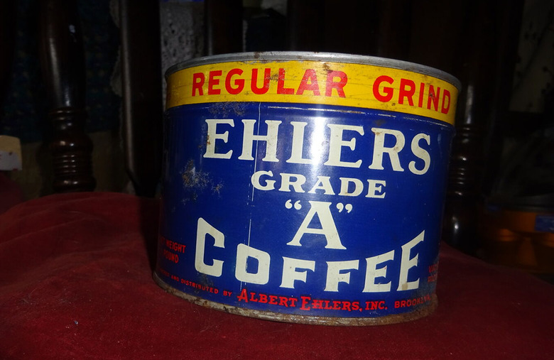 1940: 4 cans of coffee