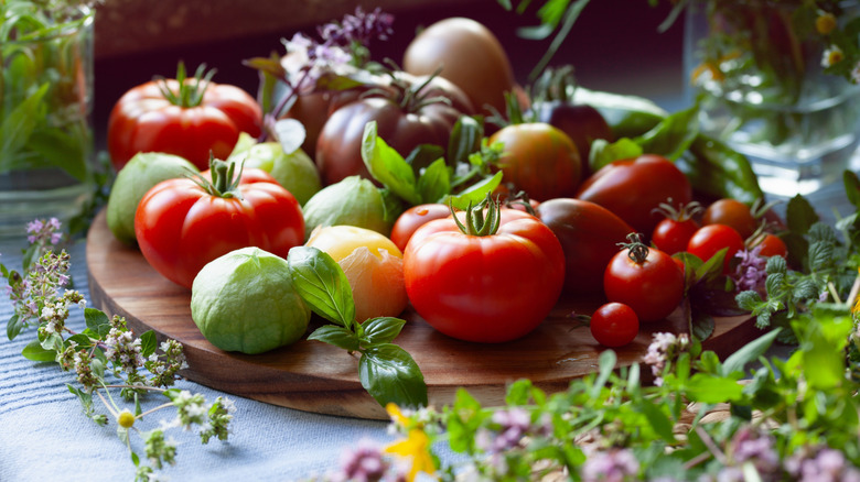 A variety of heirloom tomatoes