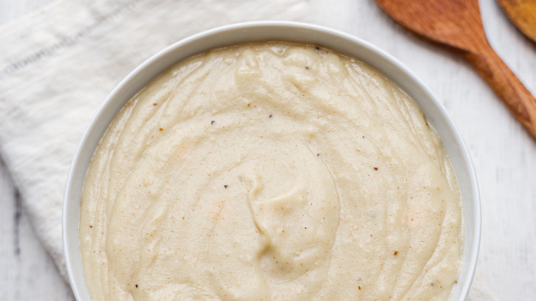 bowl of creamy bechamel sauce