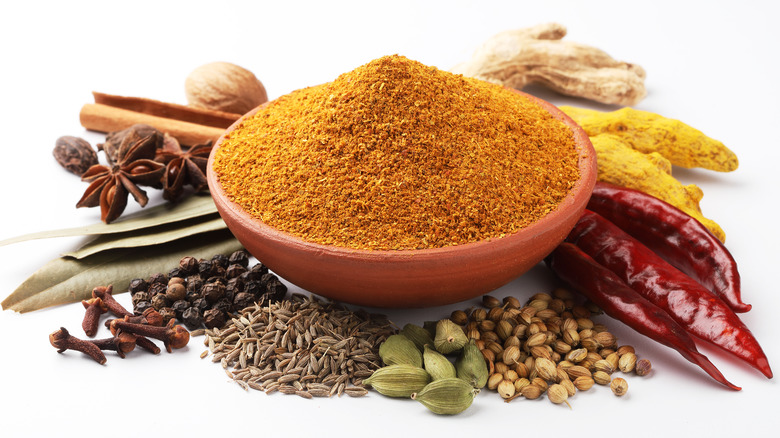 Freshly-ground seasonings