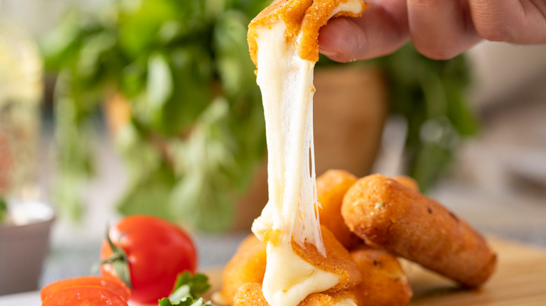 Mozzarella stick cheese pull