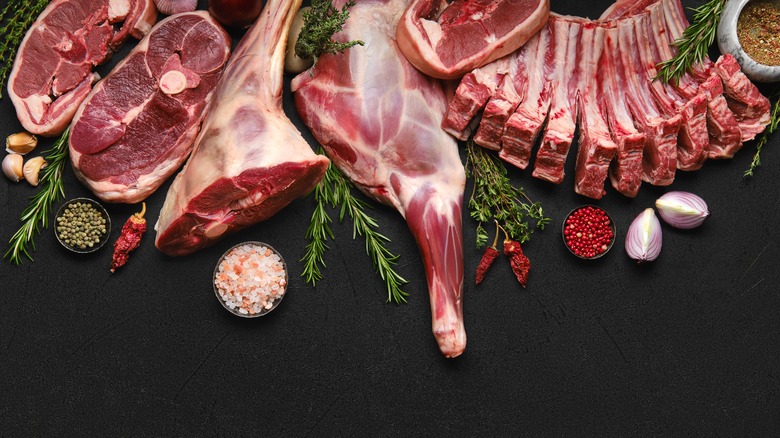 Raw lamb cuts with seasonings