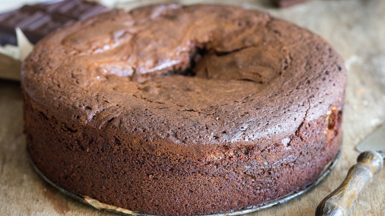 Cake with sunken center
