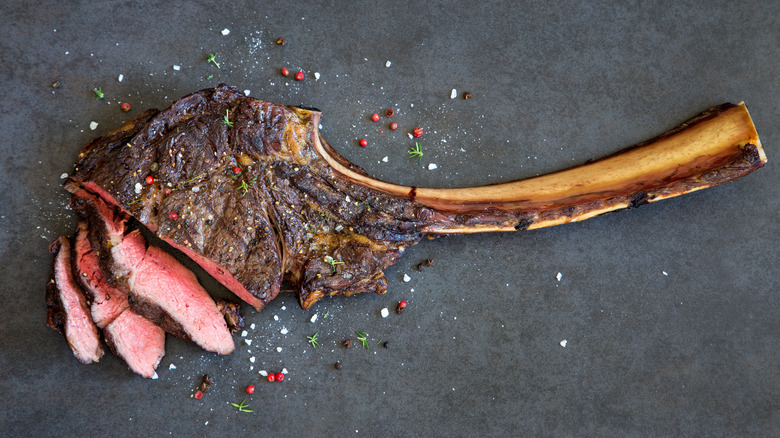 sliced tomahawk steak