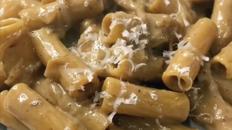 french onion pasta