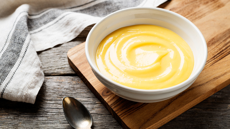 Bowl of vanilla pudding
