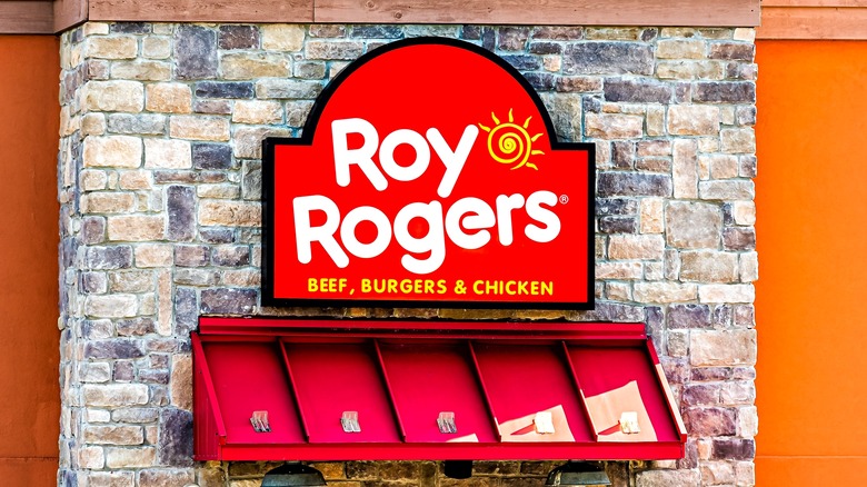 Exterior sign of Roy Rogers restaurant
