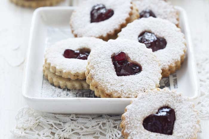Linzer Cookies