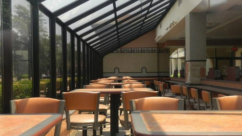 Burger King sunroom