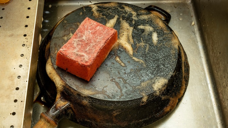 Sponge on cast iron skillet 