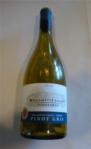 Why You Should Be Drinking Pinot Gris
