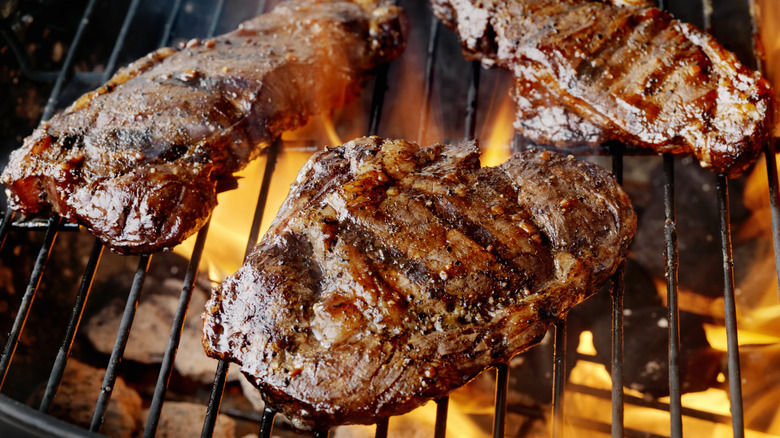 grilling steak