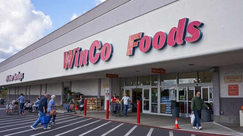 WinCo Foods entrance