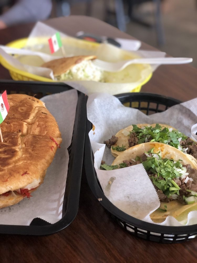 #16 Tacos Doña Lena (Houston, Texas) 