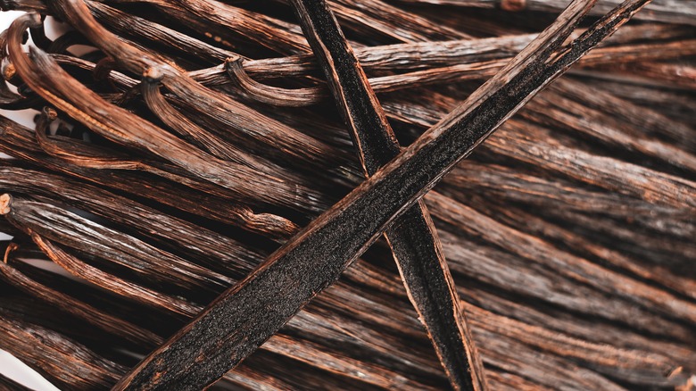 Vanilla bean pods 