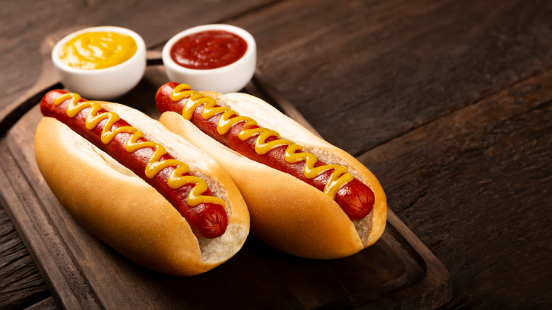 hot dogs