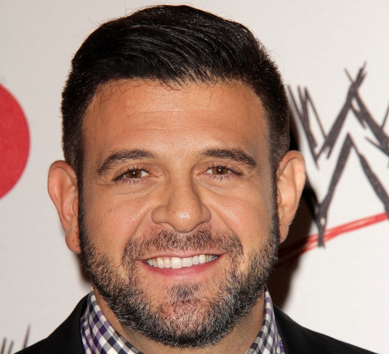 Alton Brown vs. Adam Richman