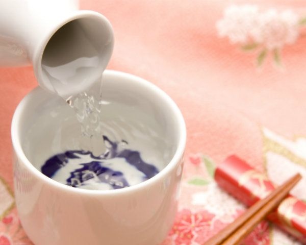 9 Wedding Traditions