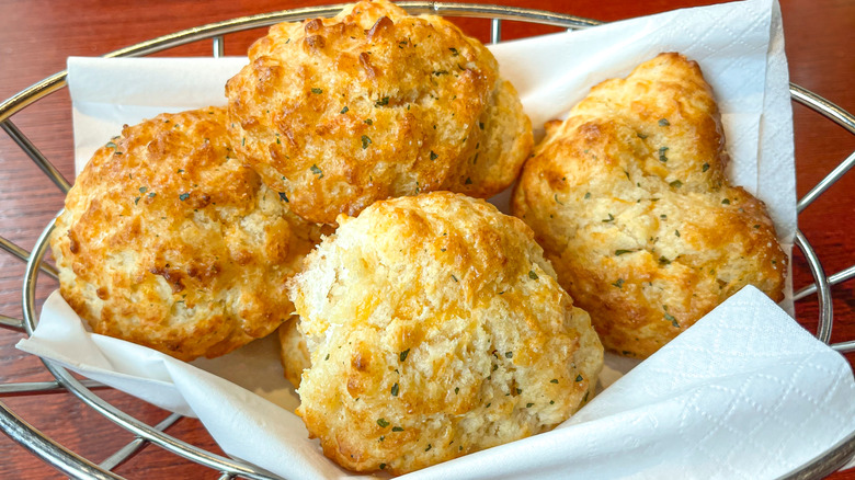 Cheddar Bay Biscuits in a basket