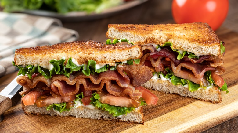 Bacon lettuce tomato sandwich