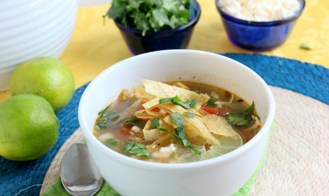 Yucatán Chicken and Lime Soup