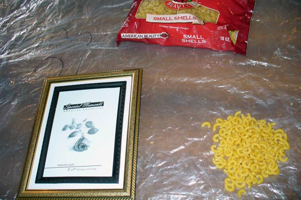 Pasta frame