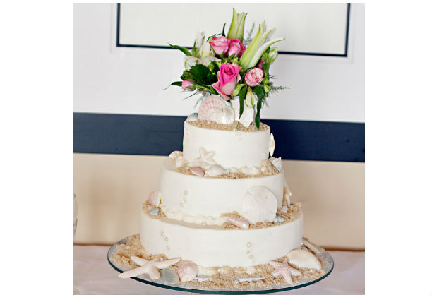 beach wedding cake